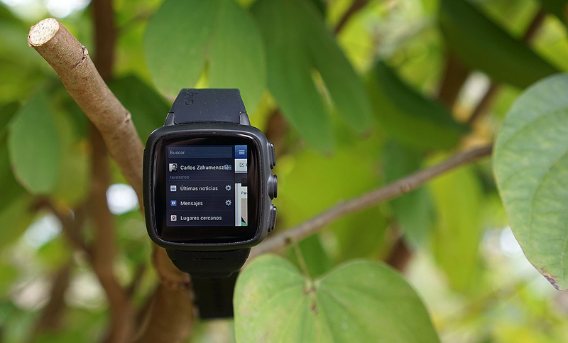 Illustration for article titled Omate Truesmart: cómo no hacer un smartwatch y smartphone en uno